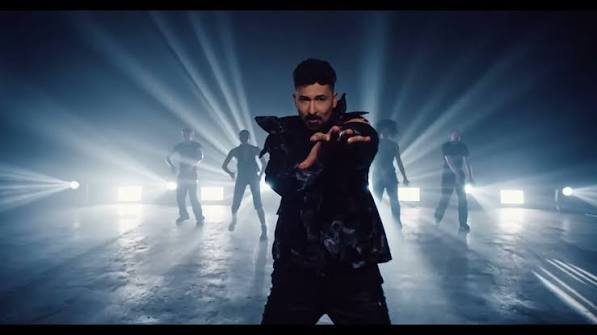 Mia Lyrics English Translation – Zack Knight